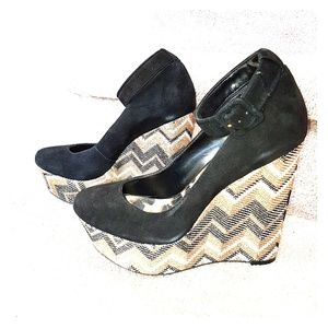 Sz 8.5 Jessica Simpson Platform Metallic Wedge